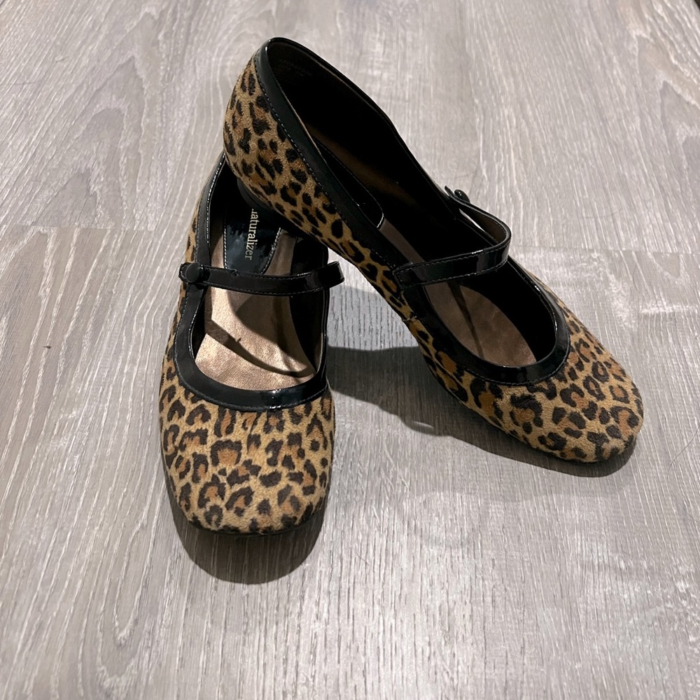 Naturalizer leopard print Mary Jane flats
